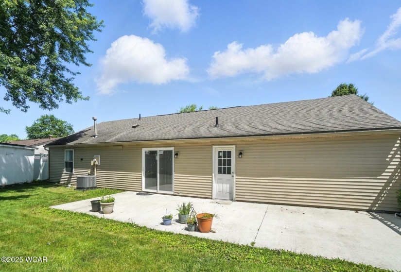 801 Daisy Drive, Wapakoneta, Ohio, 3 Bedrooms Bedrooms, ,2 BathroomsBathrooms,Residential,For Sale,Daisy,307487