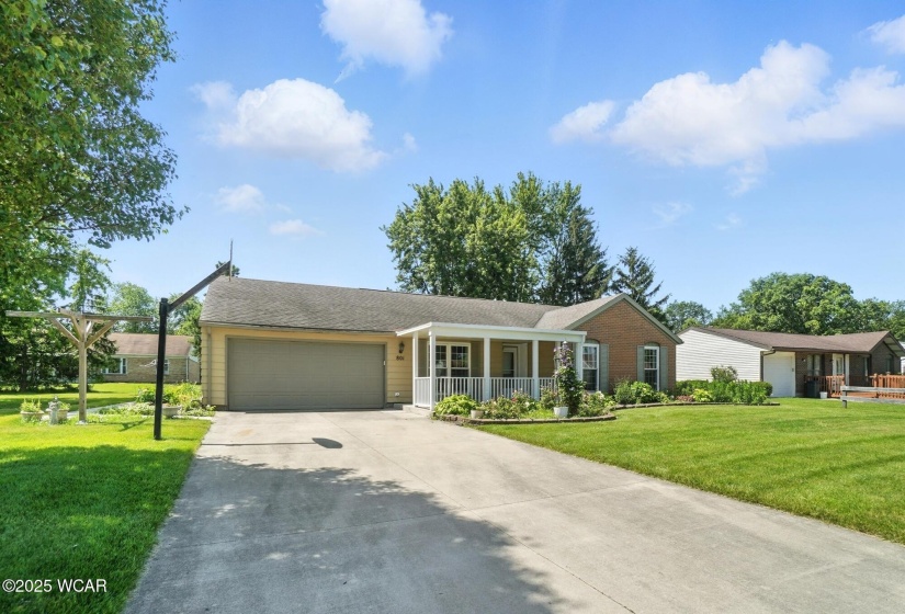 801 Daisy Drive, Wapakoneta, Ohio, 3 Bedrooms Bedrooms, ,2 BathroomsBathrooms,Residential,For Sale,Daisy,307487