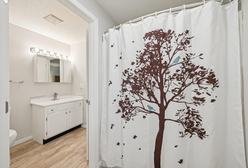 23-print-Reno Ln-S2506-023