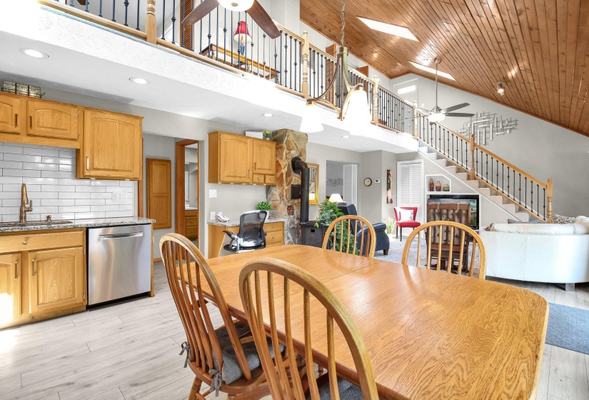 9-web-or-mls-2980-pueblo-dr - Copy (2)