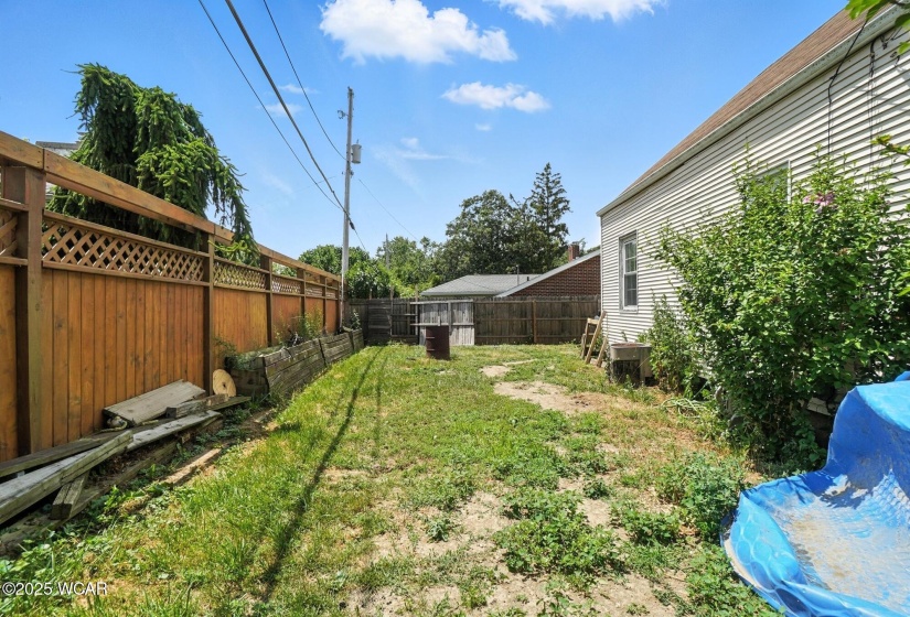 1919 HIllcrest Drive, Lima, Ohio, 2 Bedrooms Bedrooms, ,1 BathroomBathrooms,Residential,For Sale,HIllcrest,307491