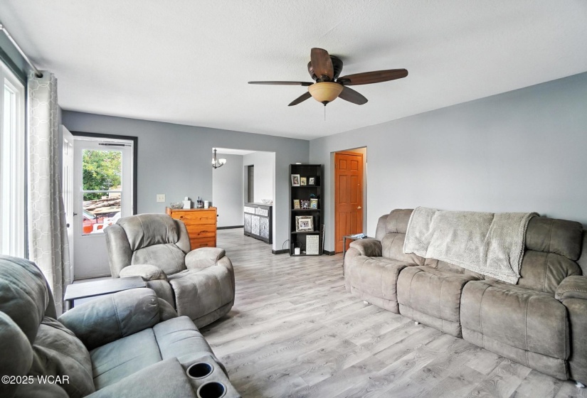 1919 HIllcrest Drive, Lima, Ohio, 2 Bedrooms Bedrooms, ,1 BathroomBathrooms,Residential,For Sale,HIllcrest,307491
