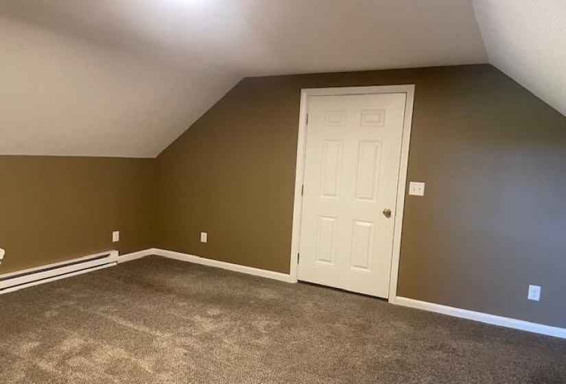 Upstairs Bedrooms (2)