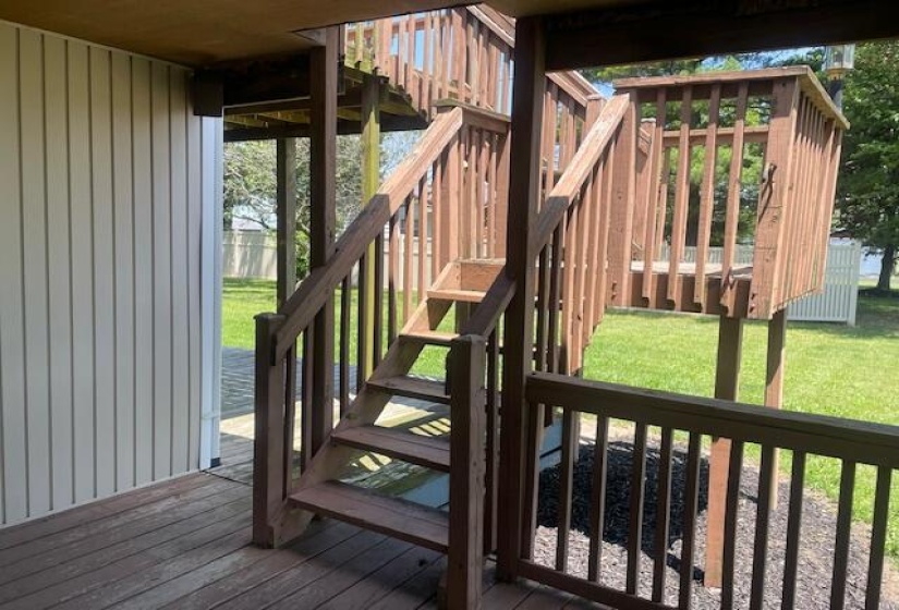 Entry Porch  (1)