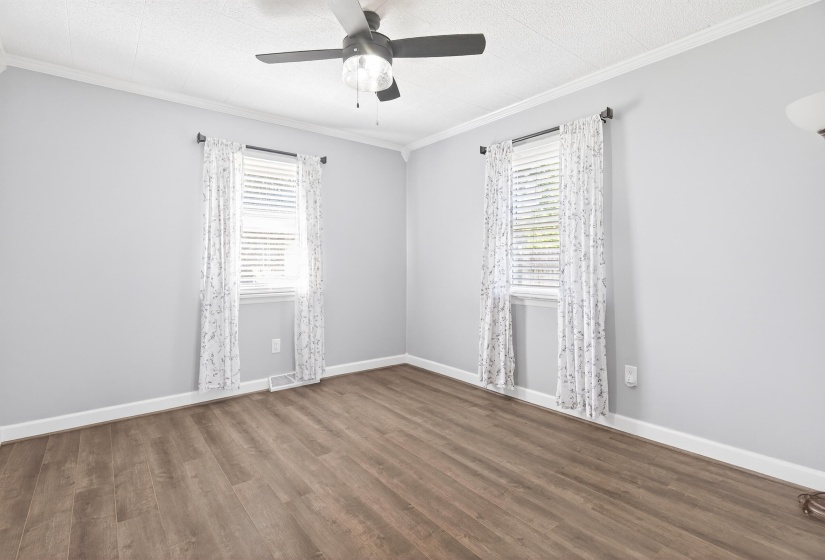 510 Wilson, Sidney-17