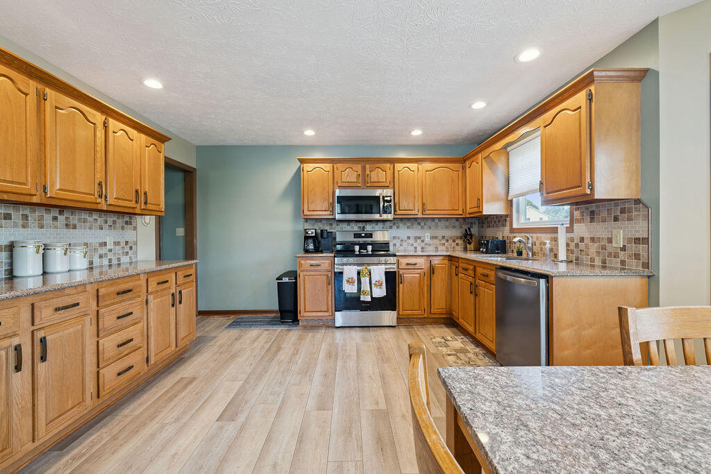 565 Brookmeade Court, Troy, Ohio 45373