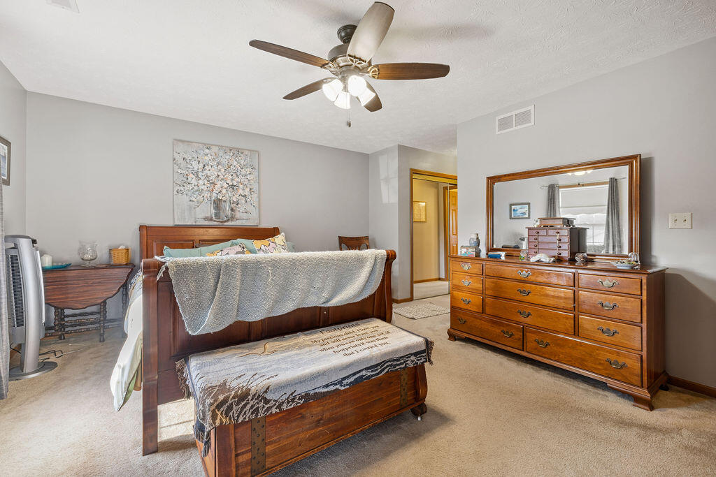 565 Brookmeade Court, Troy, Ohio 45373