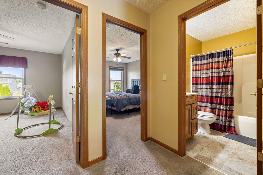 565 Brookmeade Court, Troy, Ohio 45373