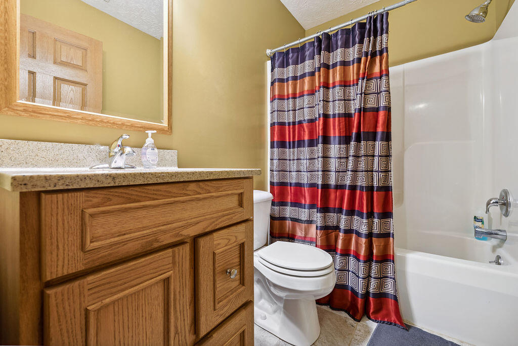 565 Brookmeade Court, Troy, Ohio 45373