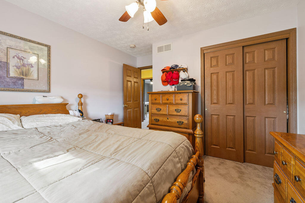 565 Brookmeade Court, Troy, Ohio 45373
