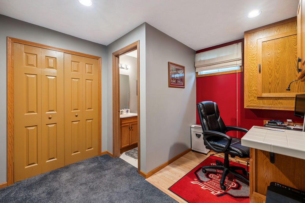 565 Brookmeade Court, Troy, Ohio 45373