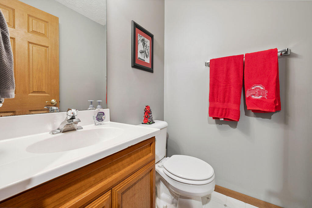 565 Brookmeade Court, Troy, Ohio 45373