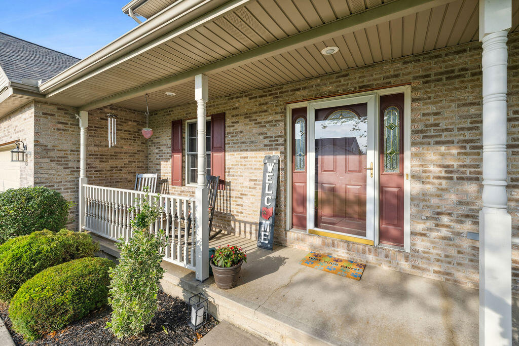 565 Brookmeade Court, Troy, Ohio 45373