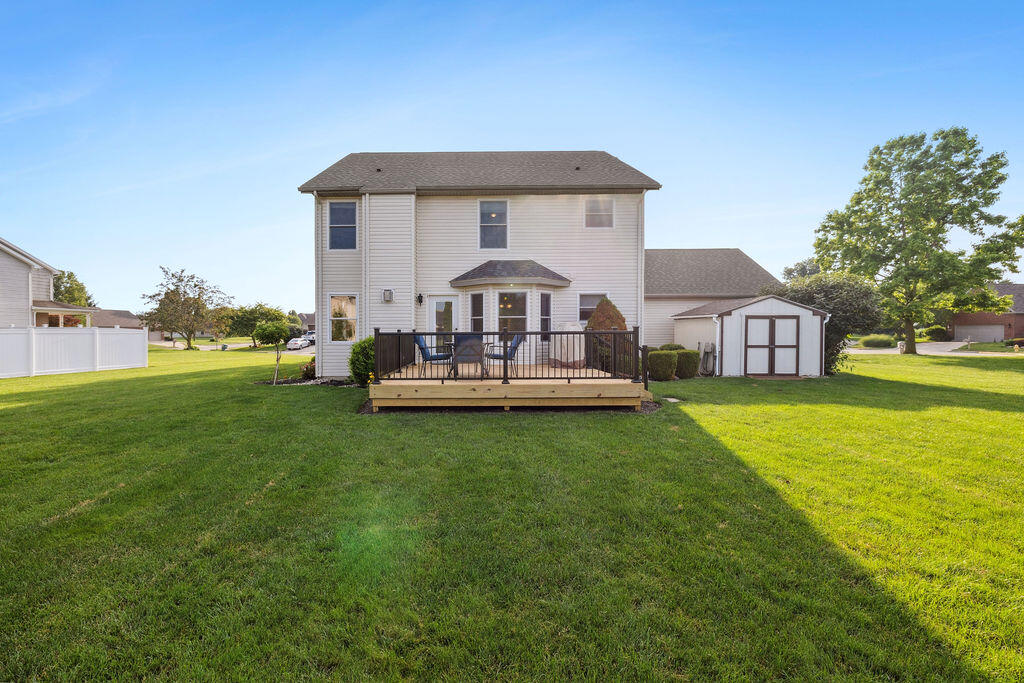 565 Brookmeade Court, Troy, Ohio 45373