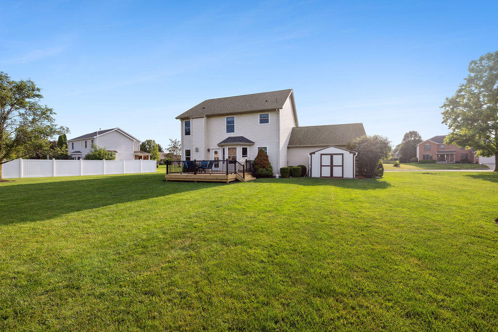 565 Brookmeade Court, Troy, Ohio 45373