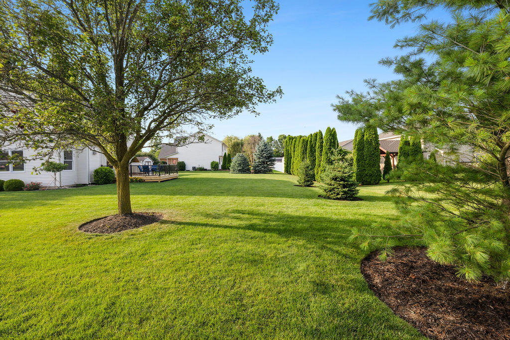 565 Brookmeade Court, Troy, Ohio 45373
