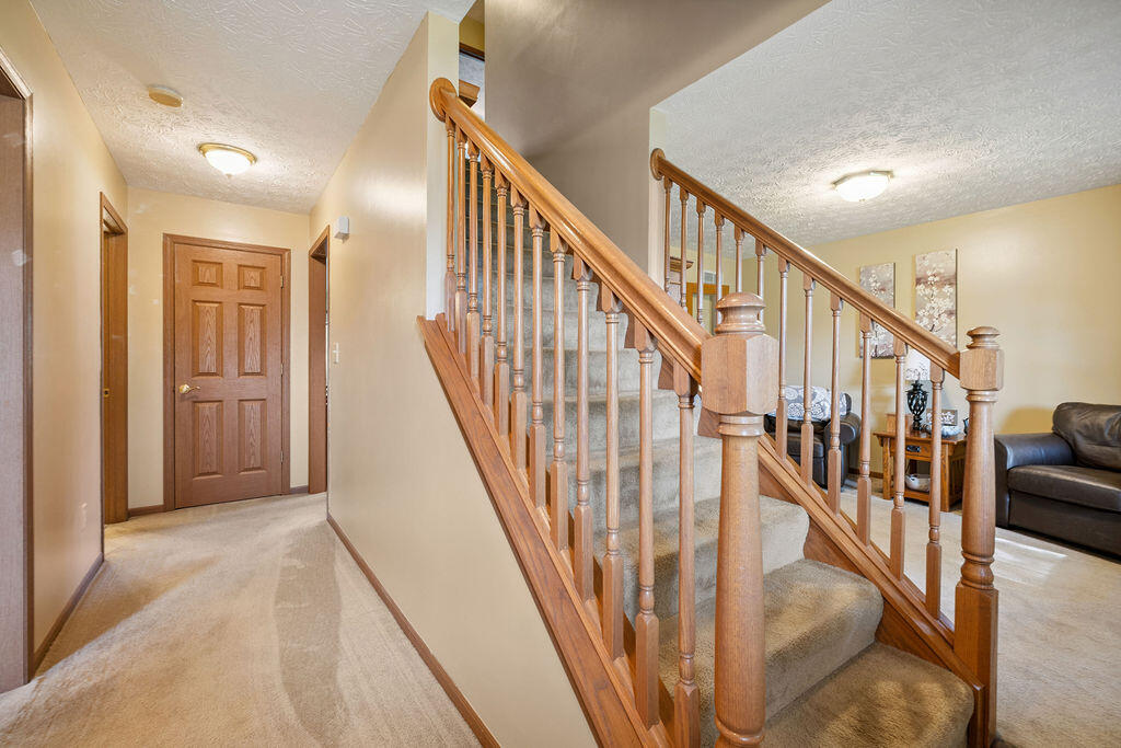 565 Brookmeade Court, Troy, Ohio 45373