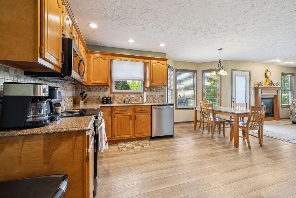 565 Brookmeade Court, Troy, Ohio 45373