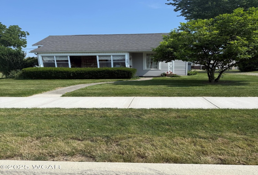 408 Benton Street, Wapakoneta, Ohio, 2 Bedrooms Bedrooms, ,1 BathroomBathrooms,Residential,For Sale,Benton,307512