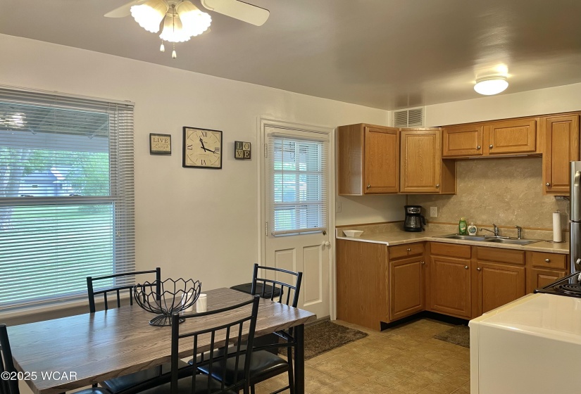 2302-2304 Lakewood Avenue, Lima, Ohio, 4 Bedrooms Bedrooms, ,2 BathroomsBathrooms,Residential Income,For Sale,Lakewood,307513