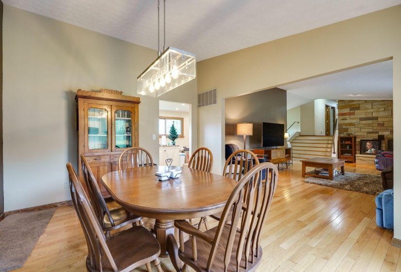 23-web-or-mls-3931-e-enon-rd