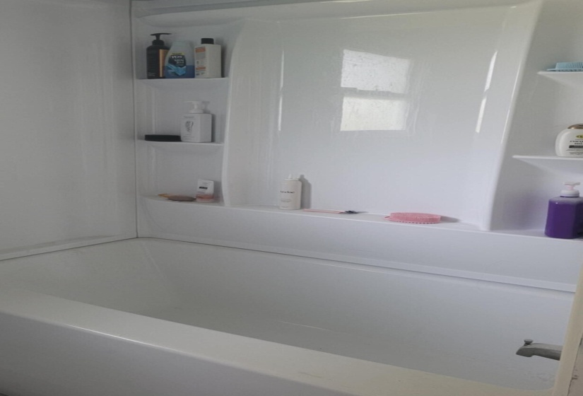 bathroom 1-2