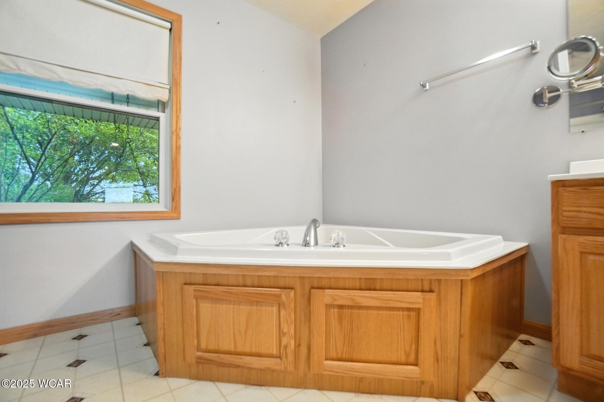 12242 Dustman Road, Van Wert, Ohio