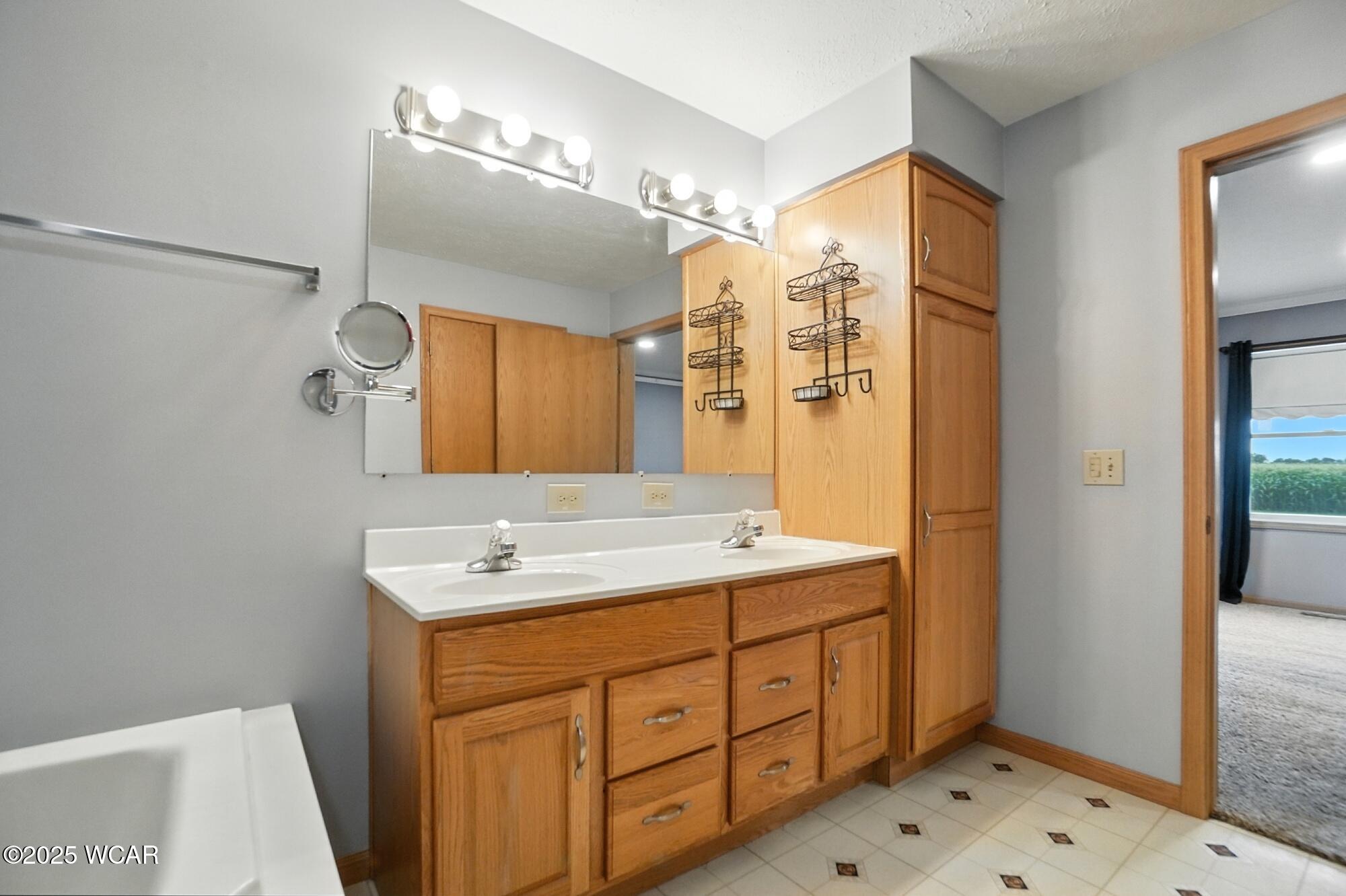 12242 Dustman Road, Van Wert, Ohio