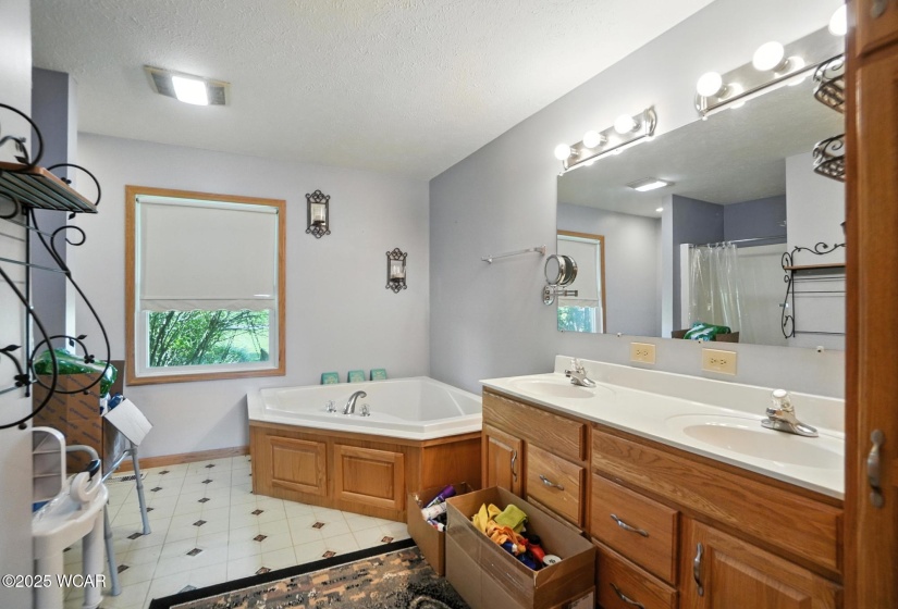 12242 Dustman Road, Van Wert, Ohio, 4 Bedrooms Bedrooms, ,4 BathroomsBathrooms,Residential,For Sale,Dustman,307518