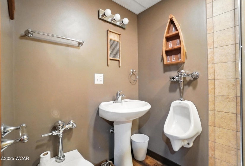 12242 Dustman Road, Van Wert, Ohio, 4 Bedrooms Bedrooms, ,4 BathroomsBathrooms,Residential,For Sale,Dustman,307518