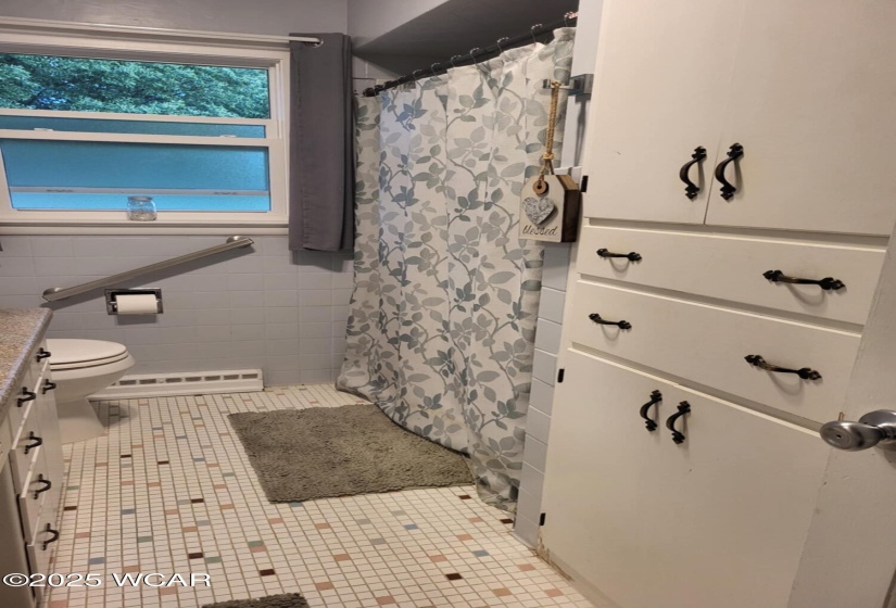 822 Barbara Lane, Wapakoneta, Ohio, 3 Bedrooms Bedrooms, ,1 BathroomBathrooms,Residential,For Sale,Barbara,307517