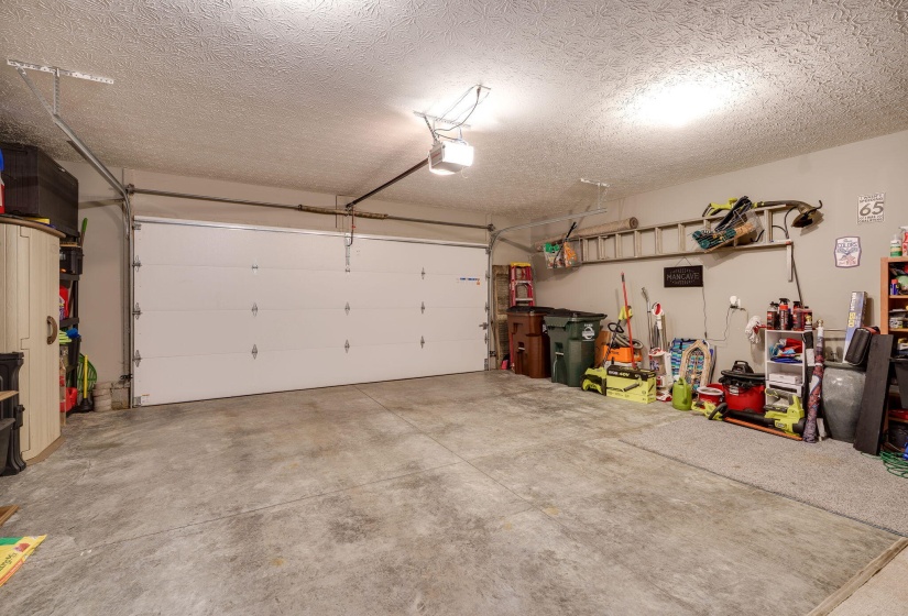 41-web-or-mls-119-hill-cir
