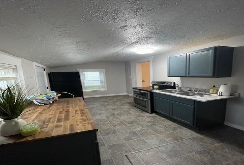Kitchen 4