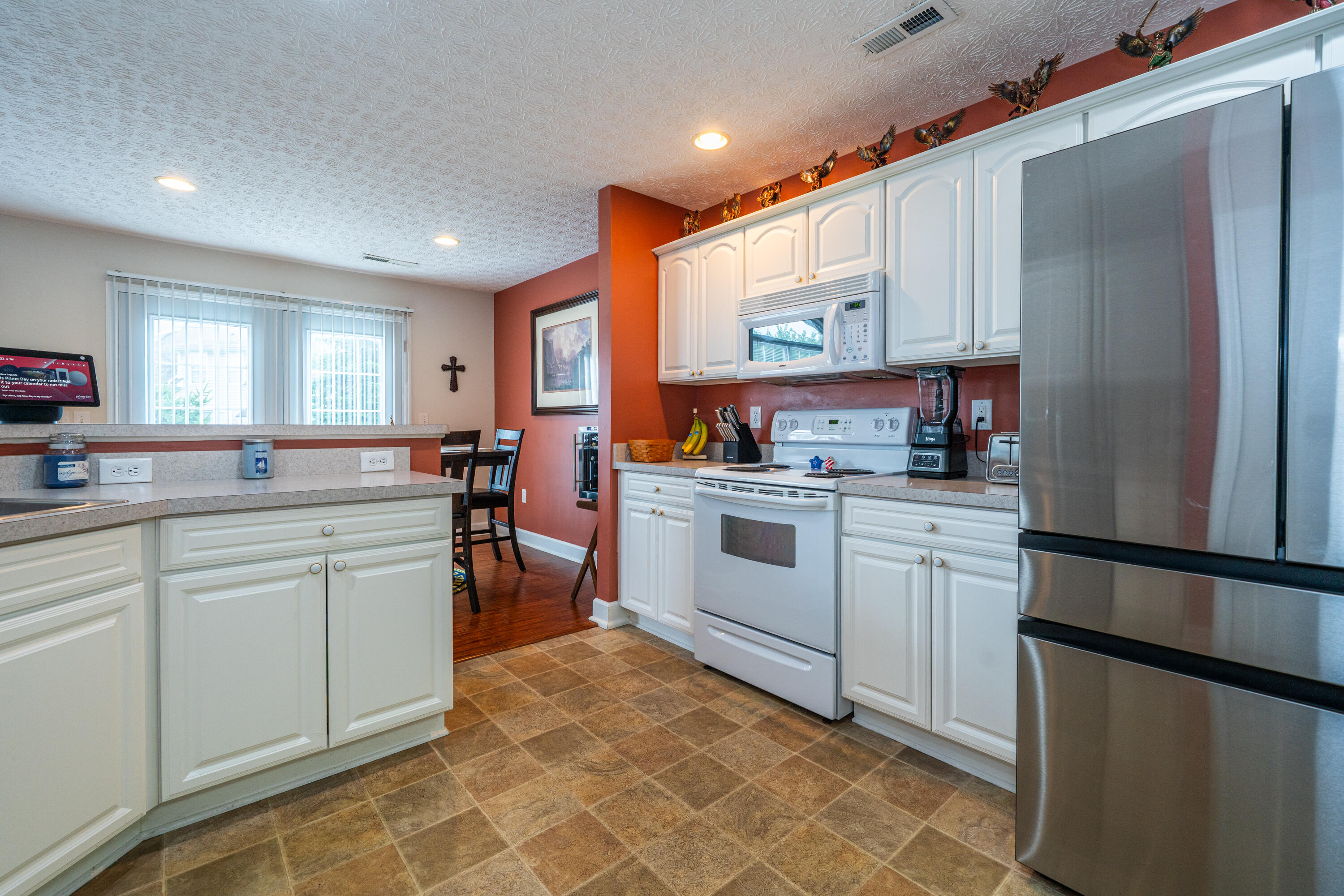 6991 Salon Circle, Huber Heights, Ohio 45424