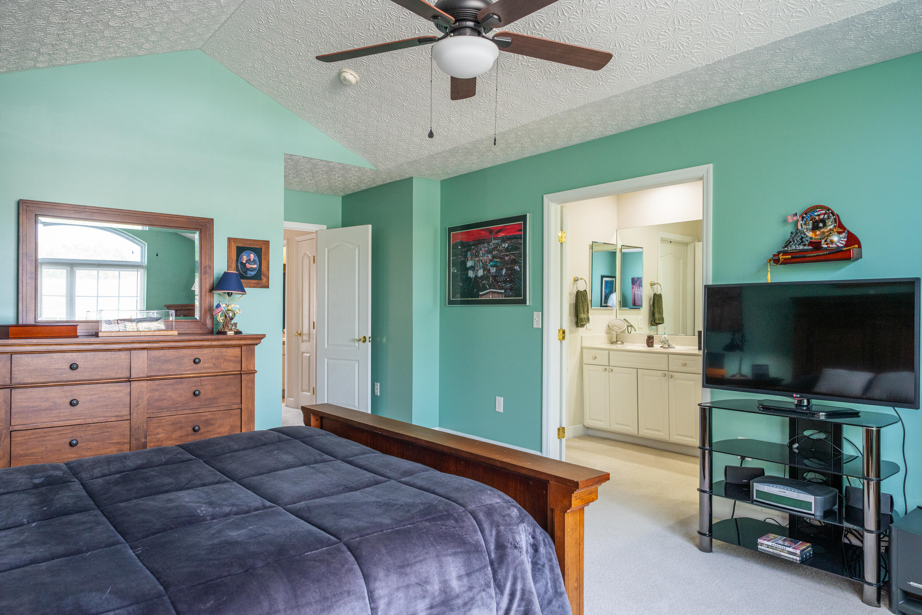 6991 Salon Circle, Huber Heights, Ohio 45424