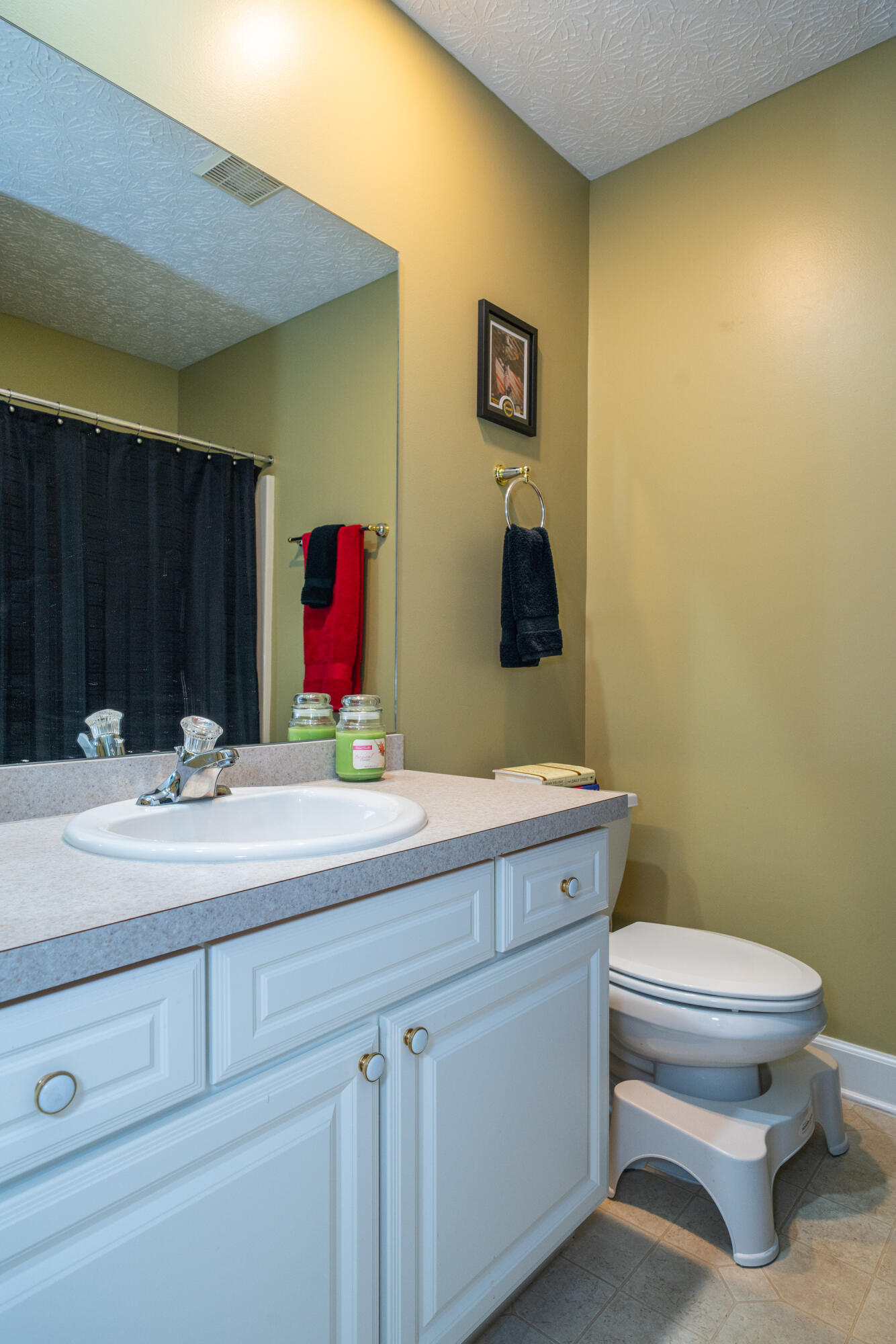 6991 Salon Circle, Huber Heights, Ohio 45424