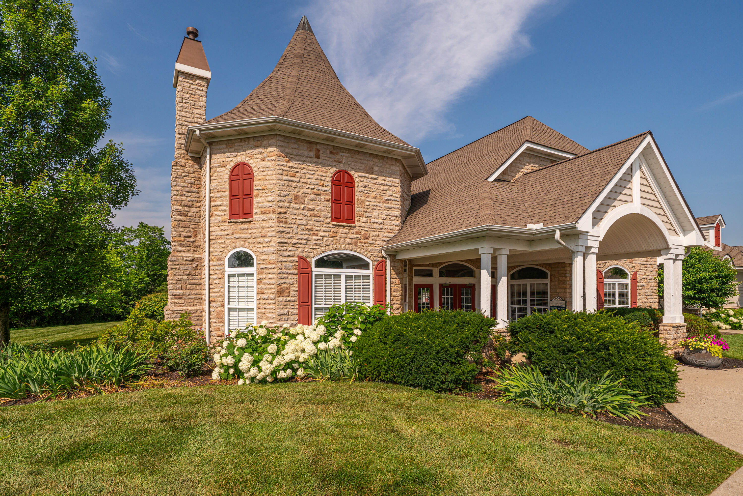 6991 Salon Circle, Huber Heights, Ohio 45424
