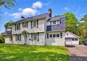 402 Woodlawn Avenue, Lima, Ohio, 5 Bedrooms Bedrooms, ,3 BathroomsBathrooms,Residential,For Sale,Woodlawn,306981