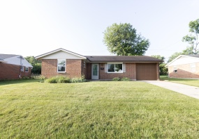 467 Mayfield Square, Troy, Ohio 45373, 3 Bedrooms Bedrooms, ,1 BathroomBathrooms,Residential,For Sale,Mayfield,1039687