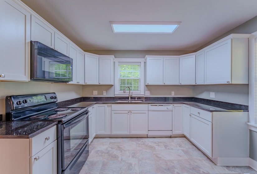 1486 Ballentine Pike, Springfield-9