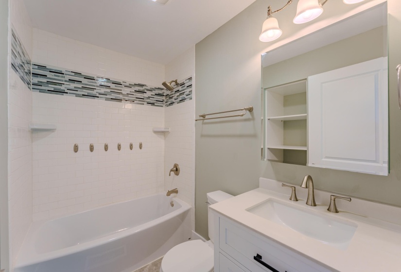 1486 Ballentine Pike, Springfield-13