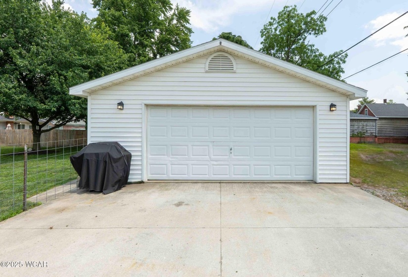 327 Jackson Street, Bluffton, Ohio, 4 Bedrooms Bedrooms, ,2 BathroomsBathrooms,Residential,For Sale,Jackson,307527