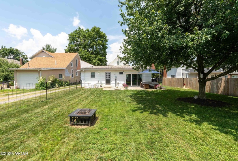 327 Jackson Street, Bluffton, Ohio, 4 Bedrooms Bedrooms, ,2 BathroomsBathrooms,Residential,For Sale,Jackson,307527