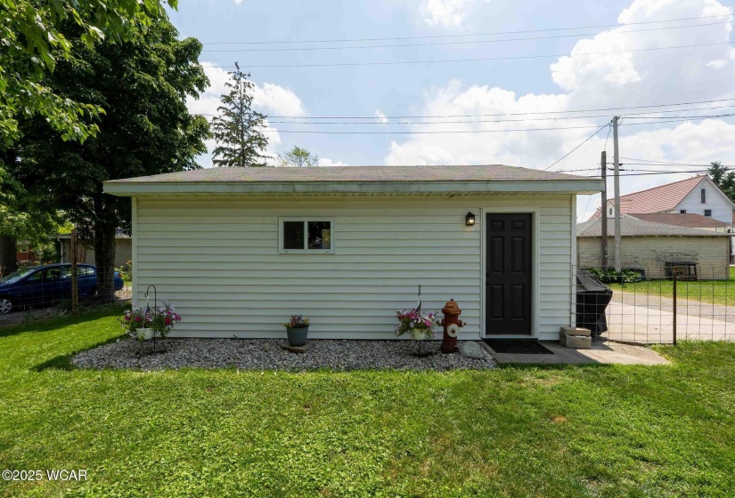 327 Jackson Street, Bluffton, Ohio, 4 Bedrooms Bedrooms, ,2 BathroomsBathrooms,Residential,For Sale,Jackson,307527