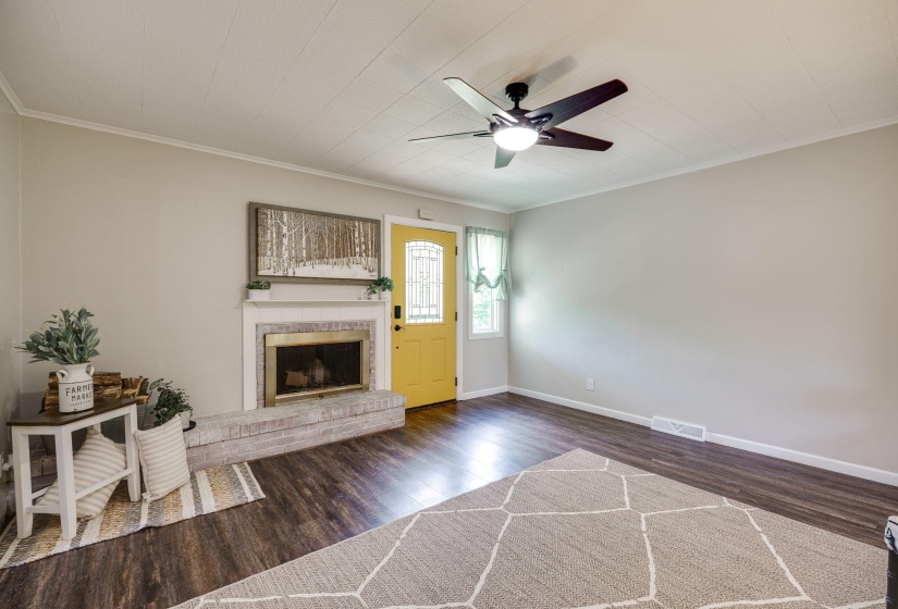 13-web-or-mls-4403-clayton-rd