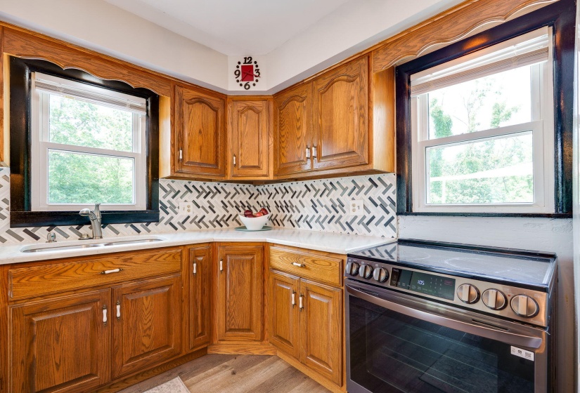 20-web-or-mls-4403-clayton-rd