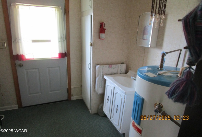 614 Lick St., Kenton, Ohio, 3 Bedrooms Bedrooms, ,1 BathroomBathrooms,Residential,For Sale,Lick St.,307531