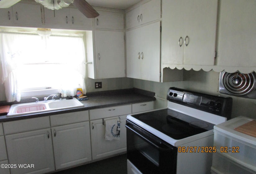 614 Lick St., Kenton, Ohio, 3 Bedrooms Bedrooms, ,1 BathroomBathrooms,Residential,For Sale,Lick St.,307531