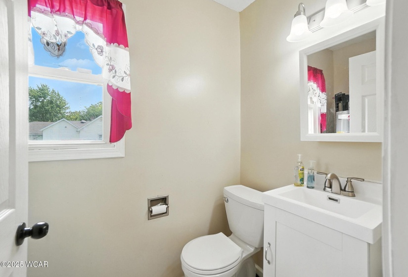 1524 Spring Street, Lima, Ohio, 3 Bedrooms Bedrooms, ,2 BathroomsBathrooms,Residential,For Sale,Spring,307537