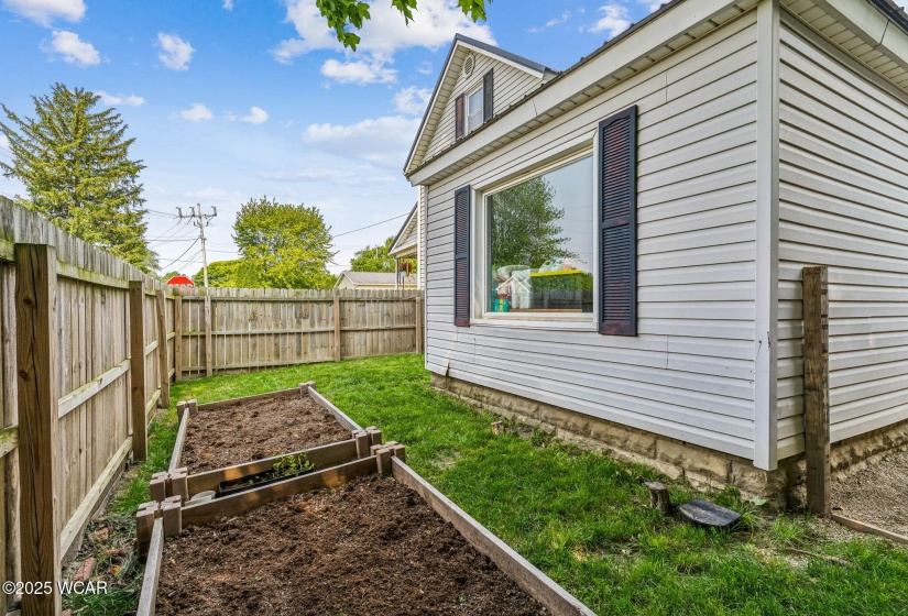 408 Vine Street, Kenton, Ohio, 2 Bedrooms Bedrooms, ,1 BathroomBathrooms,Residential,For Sale,Vine,307544